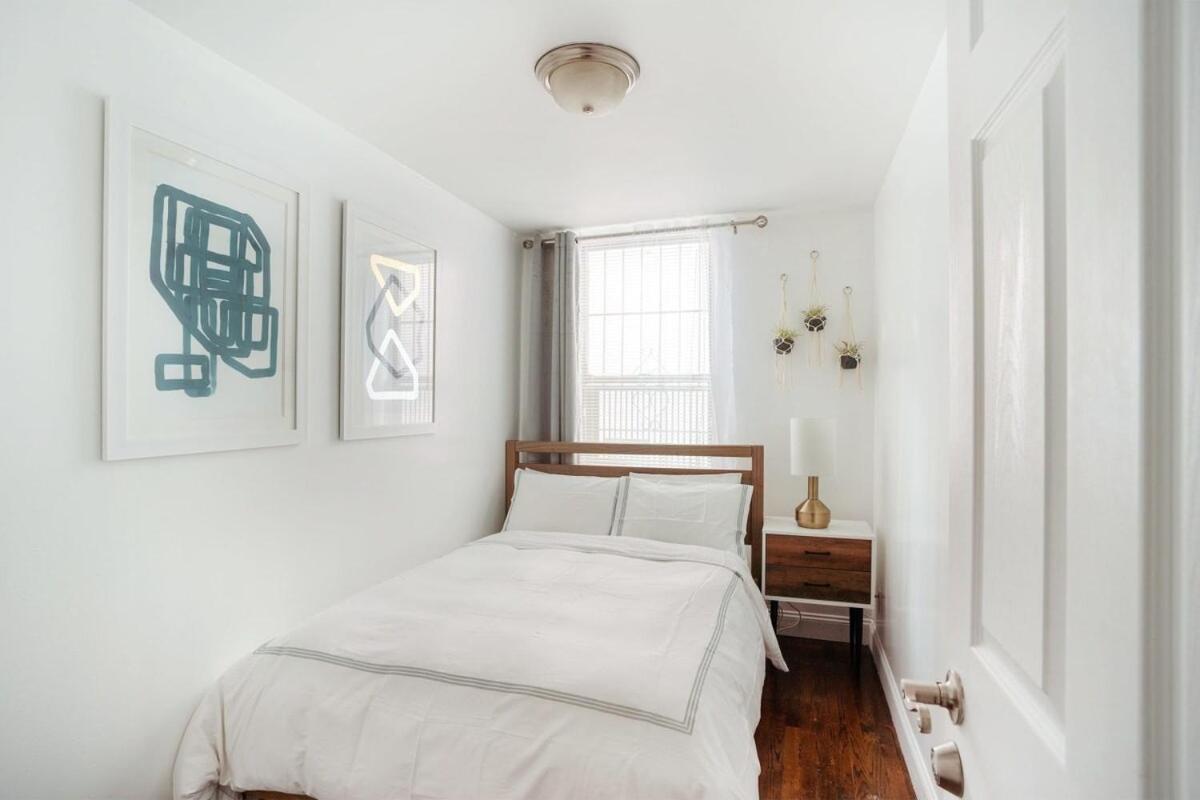 Apartment 1435-3 3 Bedrooms 2bath W&d Prime Upper East